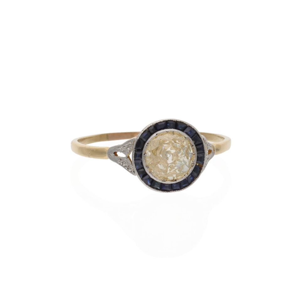 „Target-Ring“ mit gelbem Diamant